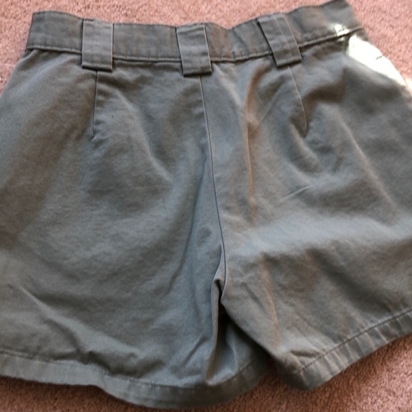 Girls shorts Size 10 - Picture 5 of 8